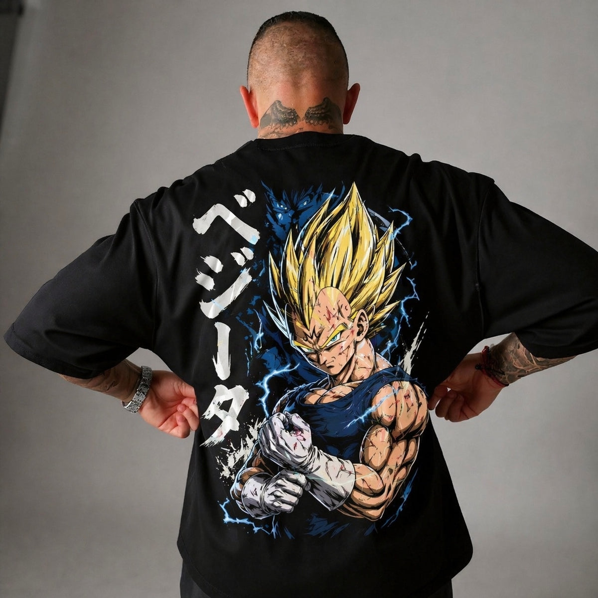 Camiseta Oversized Vegeta Super Saiyajin All Black