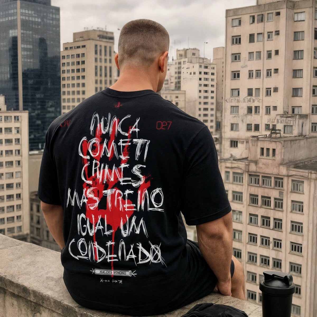 Camiseta Oversizedstreetwear Treino igual um Condenado