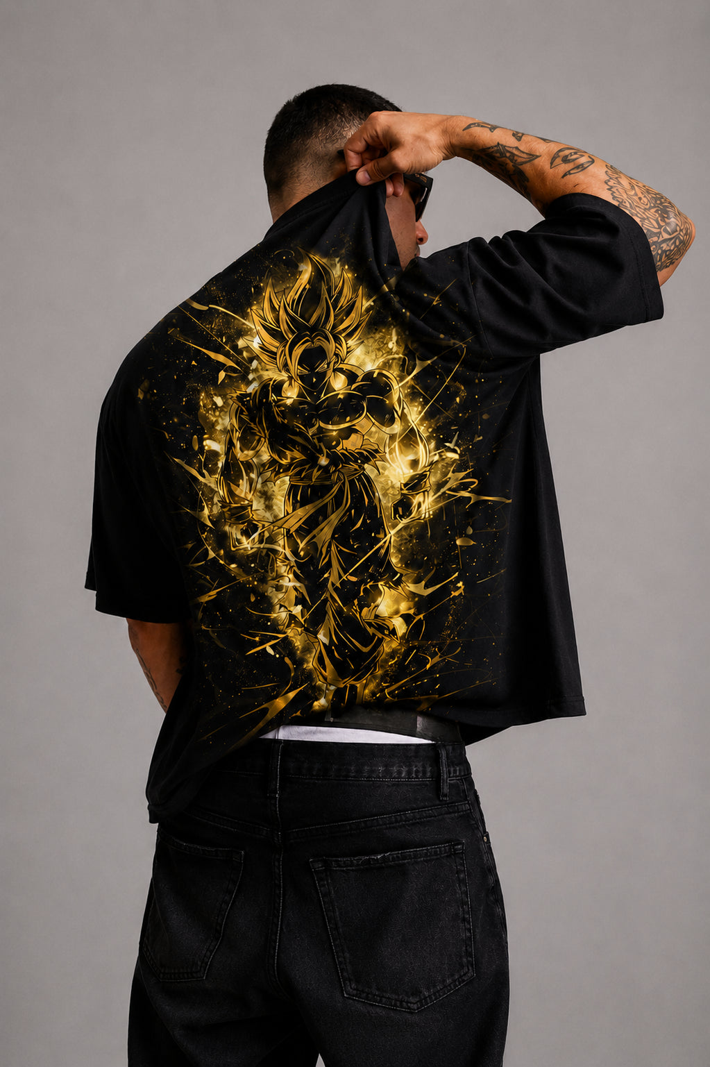 Camiseta Oversized Masculina Golden Warrior Preta
