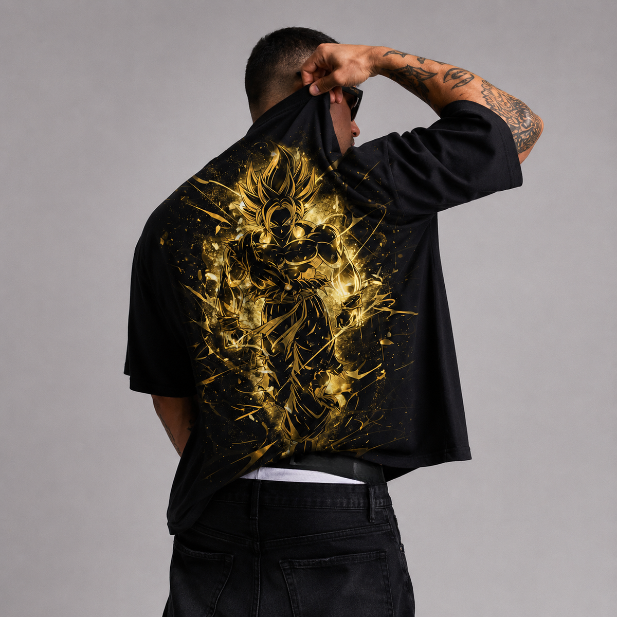 Camiseta Oversized Masculina Golden Warrior Preta